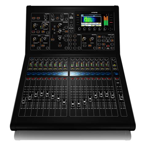 M32 DIGITAL CONSOLE.